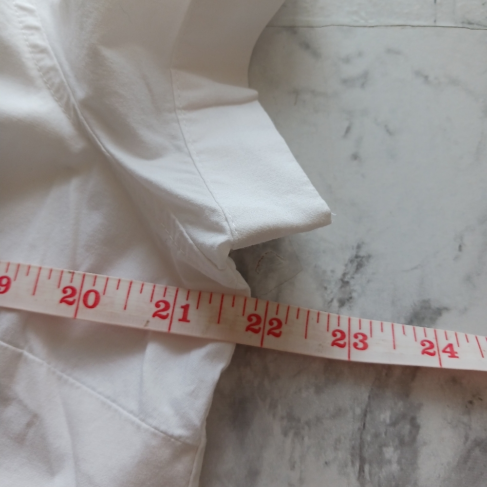 G.H. Bass & Co. Stretch White Short Sleeve Button Up Size XL - Picture 3 of 7
